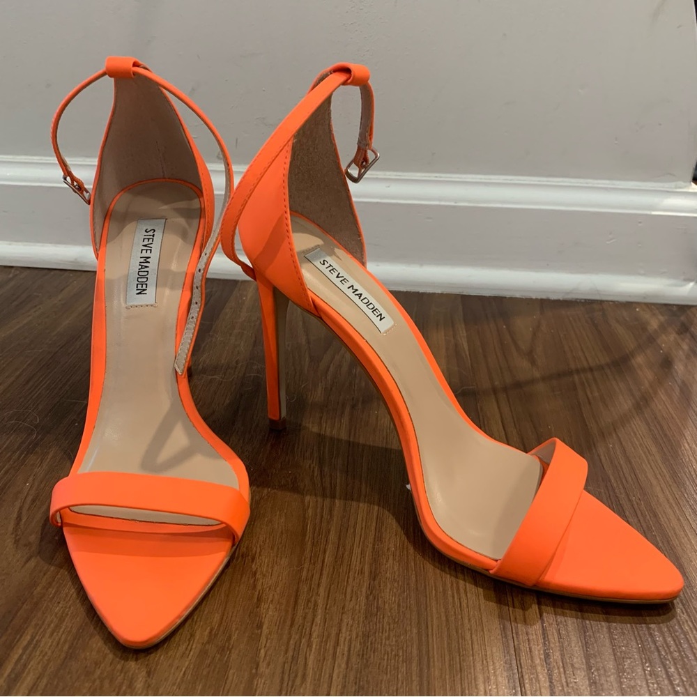 Steve Madden Coral Heels